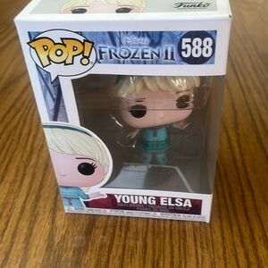 Young Elsa Funko pop #588.